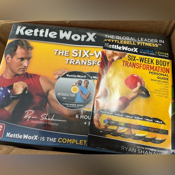 NWT Kettleworx workout set with 6 DVDs and 5lb kettlebell - Picture 1 of 3